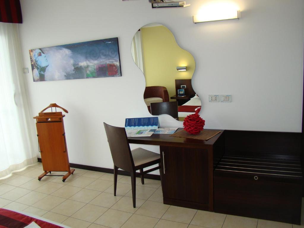 Seapark Spa Resort Giulianova Luaran gambar